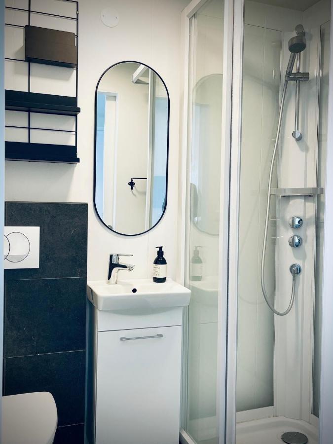 Day Dream Central Akureyri Two Bedroom Apartment מראה חיצוני תמונה